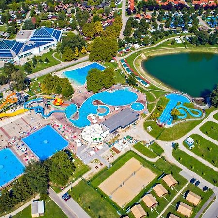 Mediteran Travel Mobile Homes In Camping Terme Catez Brežice Екстериор снимка