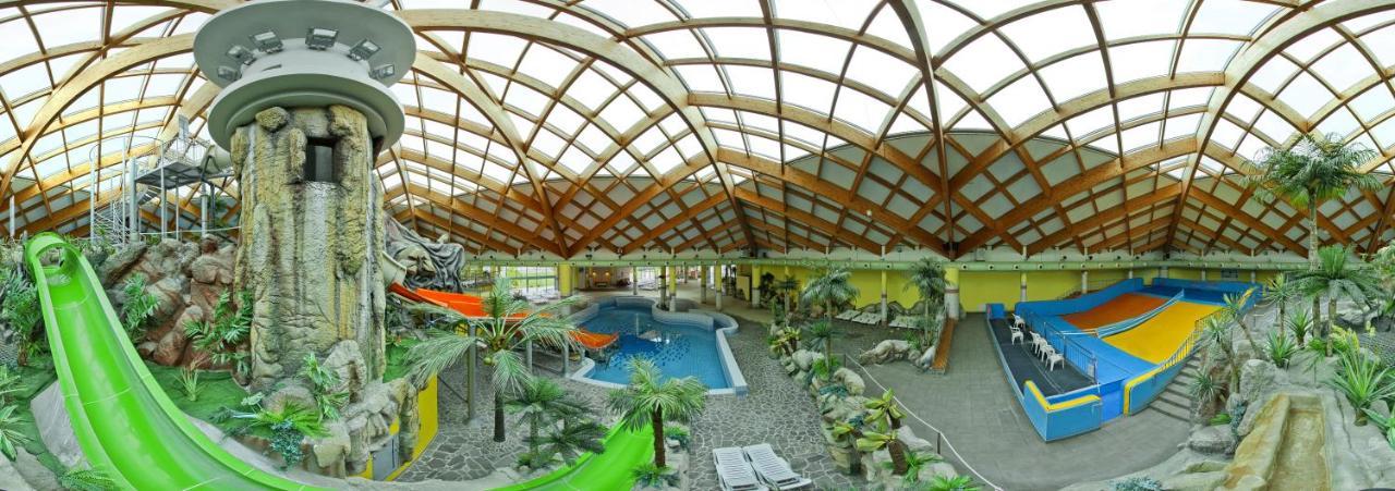 Mediteran Travel Mobile Homes In Camping Terme Catez Brežice Екстериор снимка