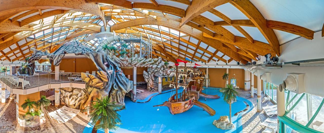 Mediteran Travel Mobile Homes In Camping Terme Catez Brežice Екстериор снимка