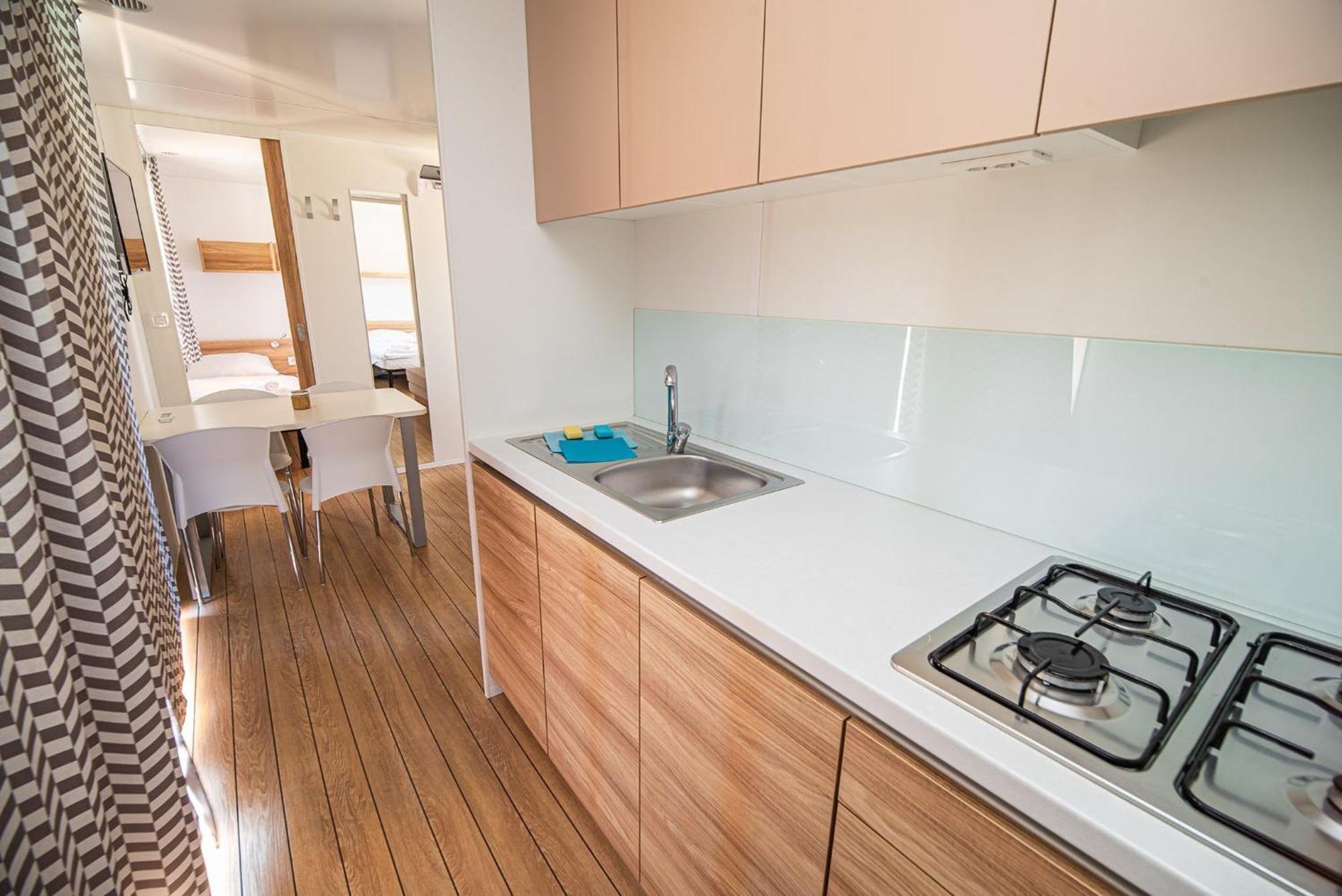 Mediteran Travel Mobile Homes In Camping Terme Catez Brežice Екстериор снимка